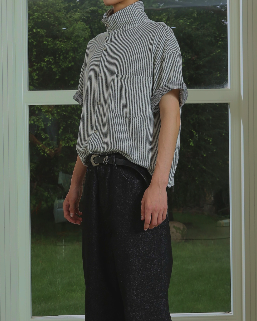 ストライプハイネックシャツ B0017