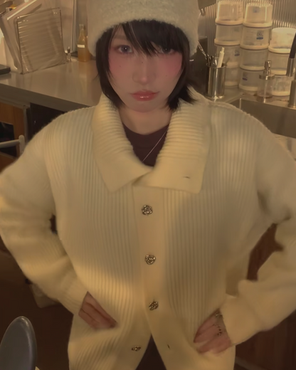 シルバーボタンハイネックニット B0022