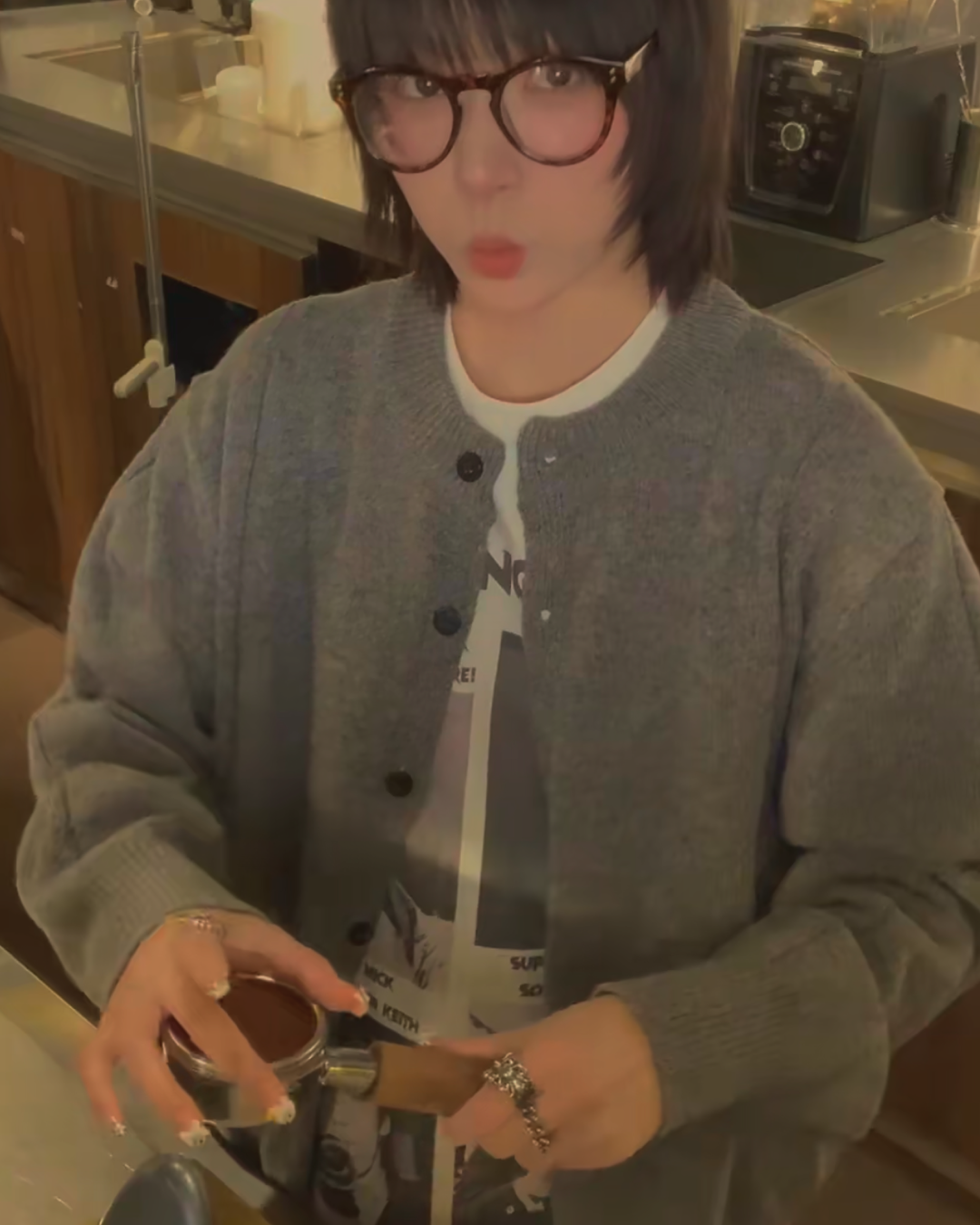 ラウンドネックニットカーディガン B0023