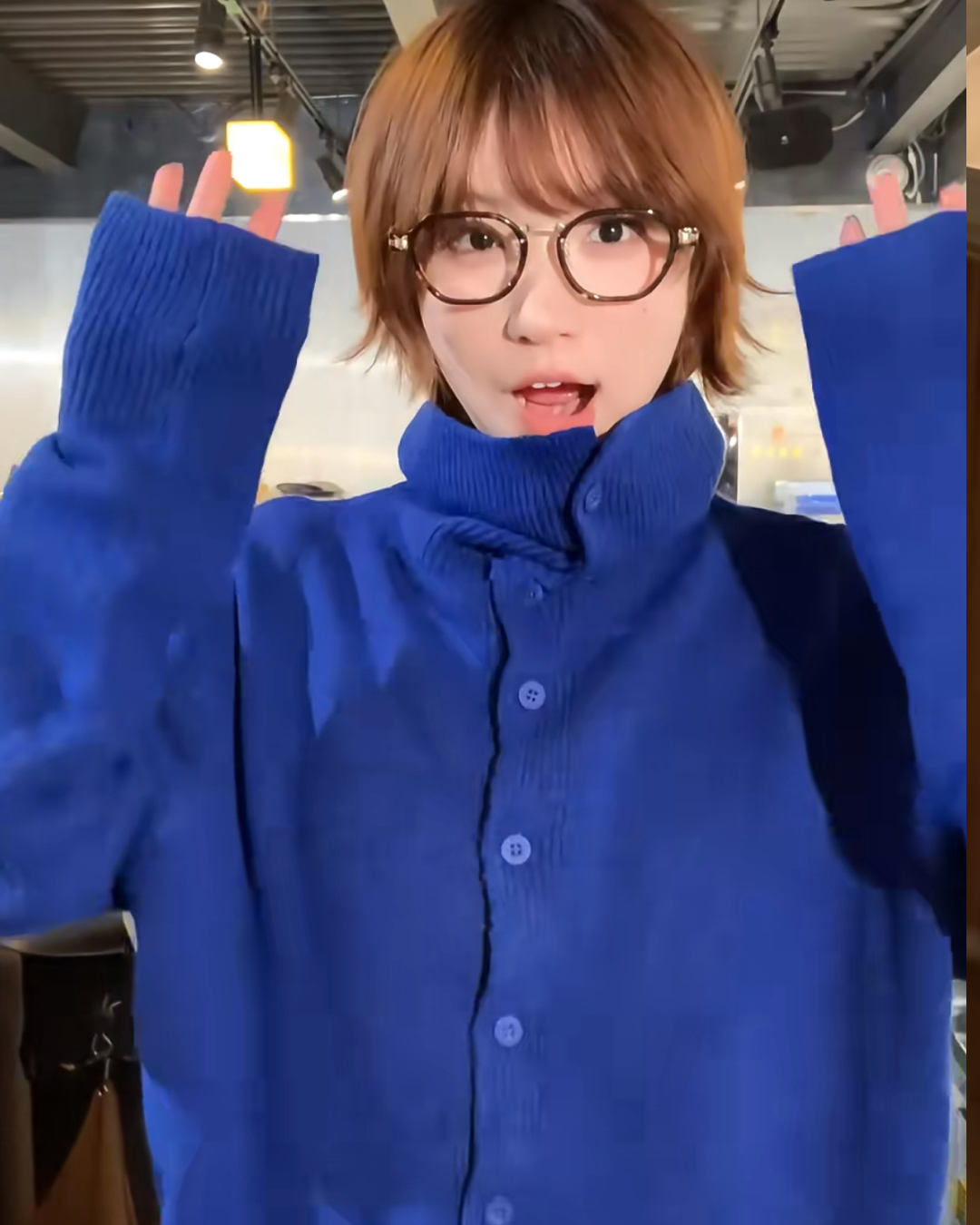 ハイネックボタンニット B0050