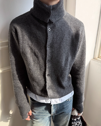 ハイネックボタンニット B0050