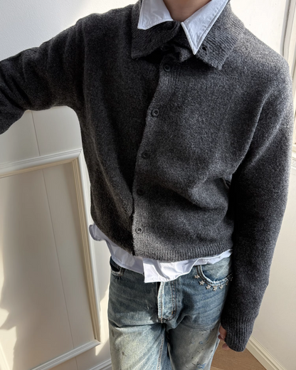 ハイネックボタンニット B0050