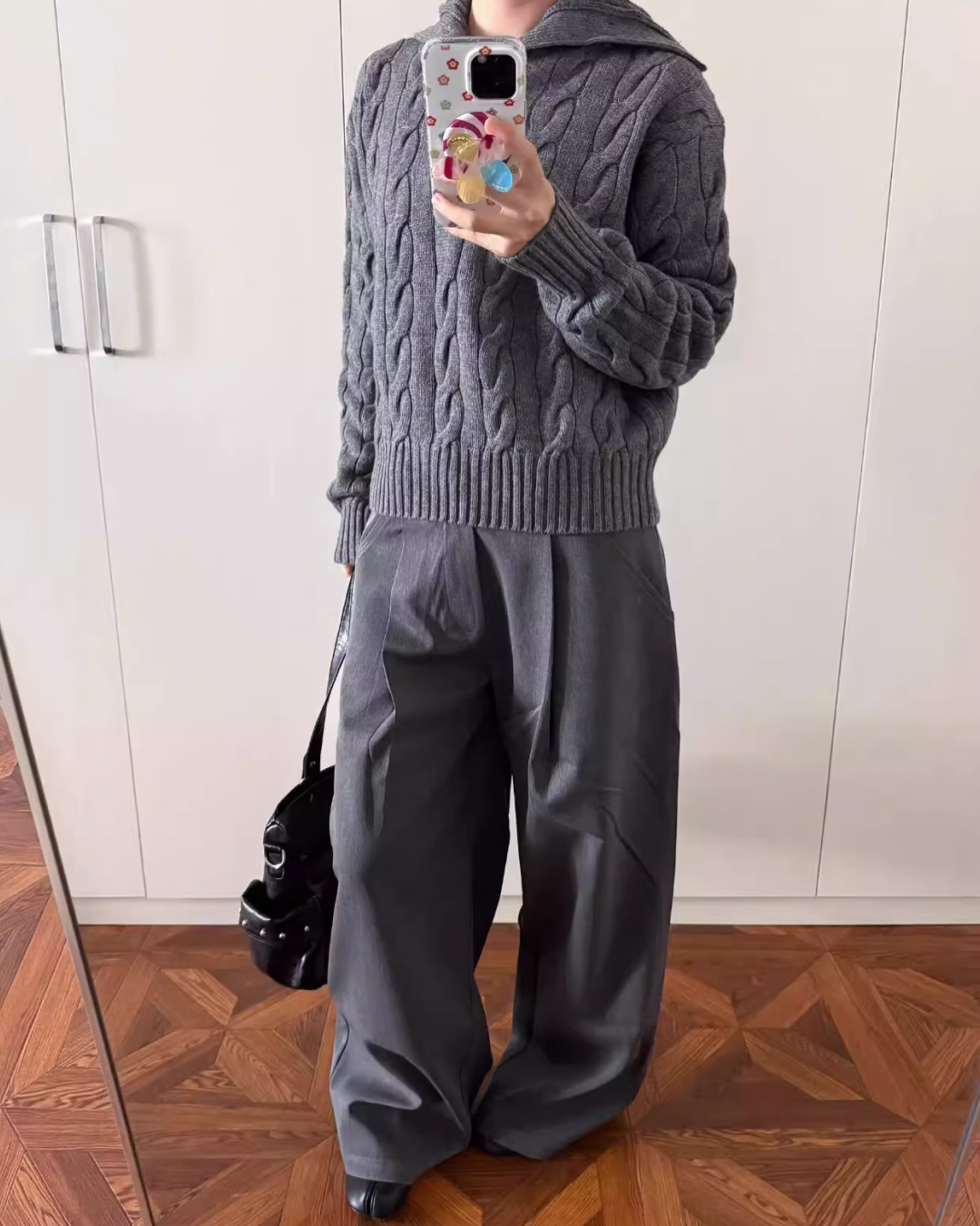 ハイネックボタンケーブルニット B0058