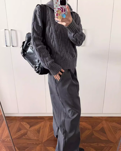 ハイネックボタンケーブルニット B0058