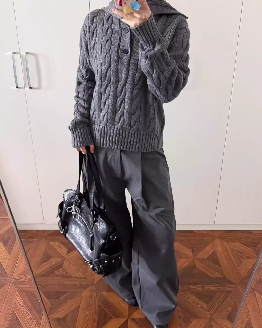 ハイネックボタンケーブルニット B0058