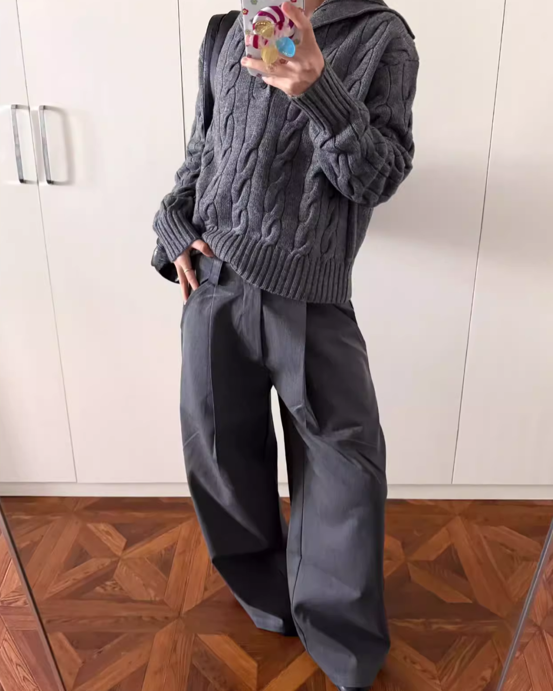 ハイネックボタンケーブルニット B0058