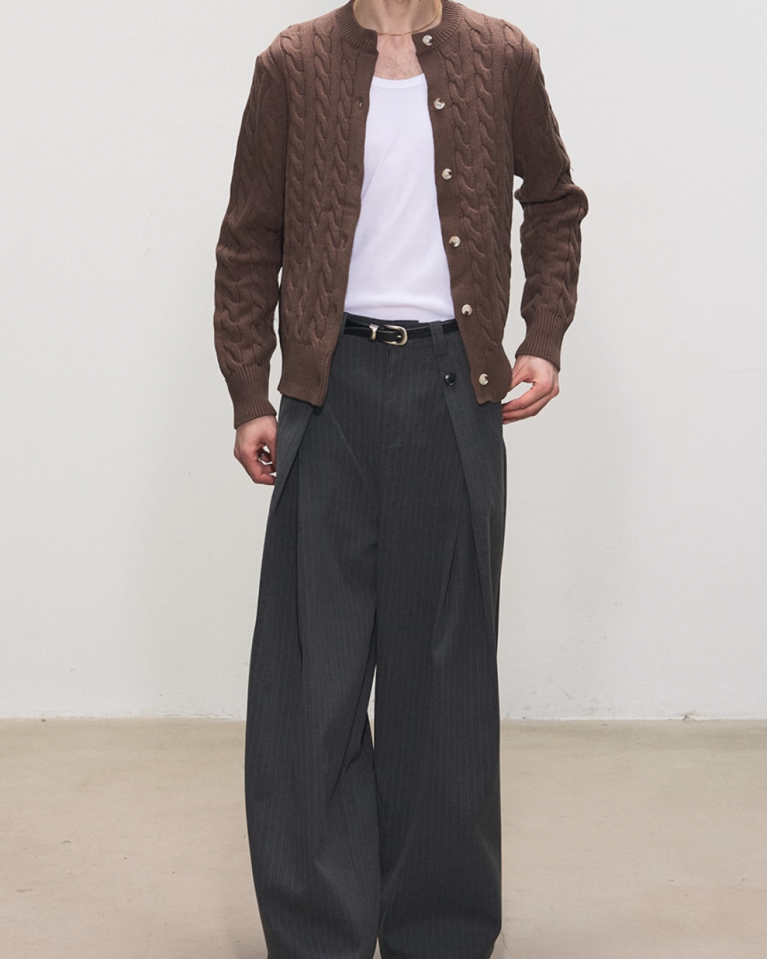 ケーブルニットカーディガン B0062