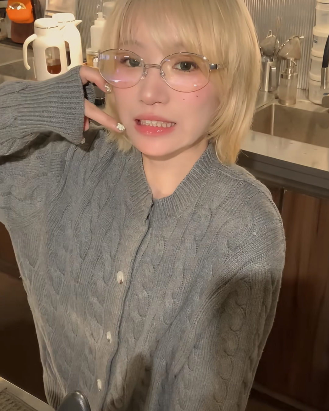 ケーブルニットカーディガン B0062