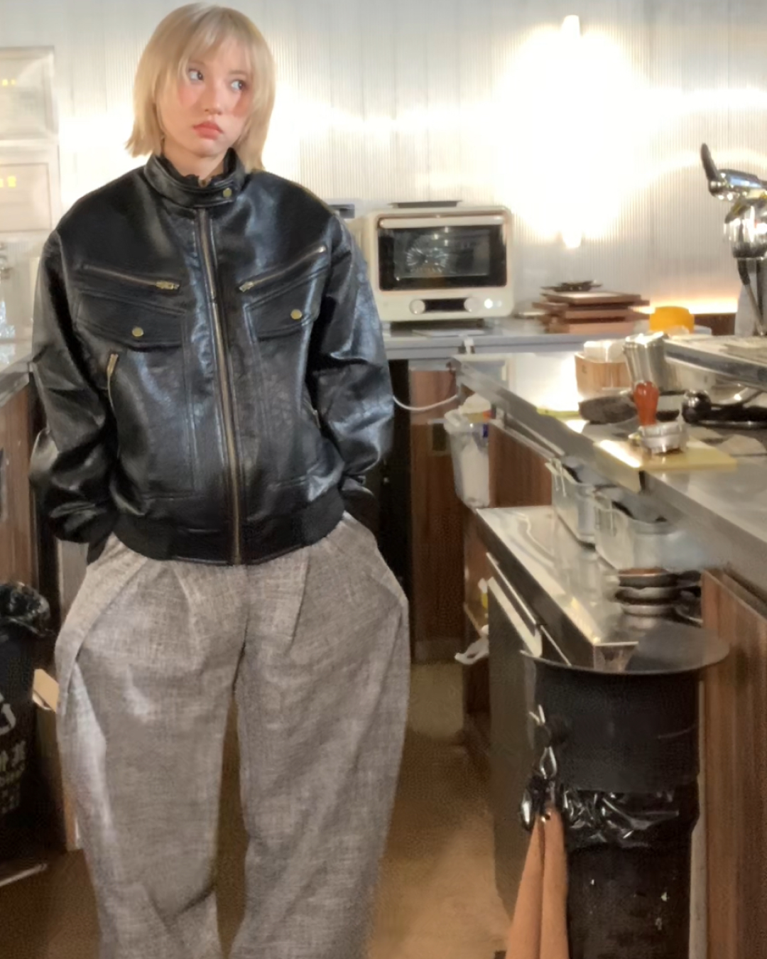 Multi-pocket PU leather jacket B0071