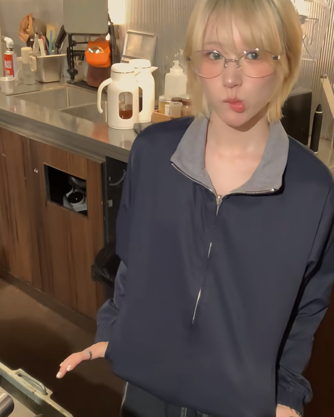 Cotton reversible zip jacket B0072