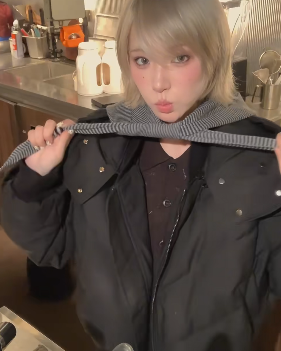 2-way neck button-down jacket B0074