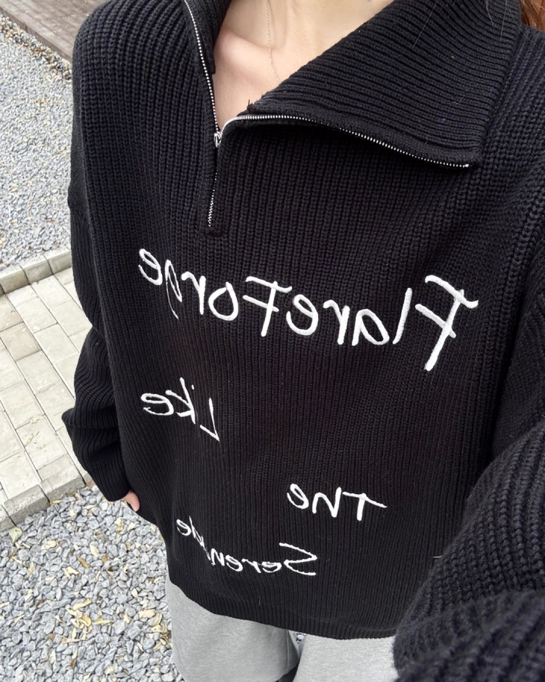 Short high neck zip knit B0076