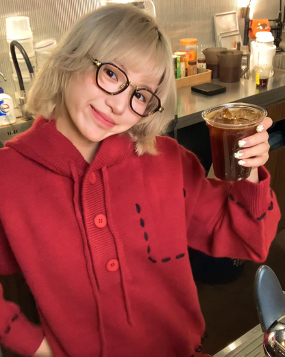 ステッチボタンニットフーディー B0085