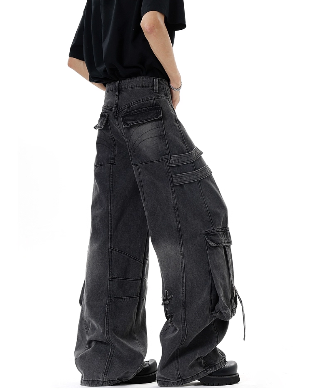 ワイドダメージポケットベルトデニムパンツ B0088