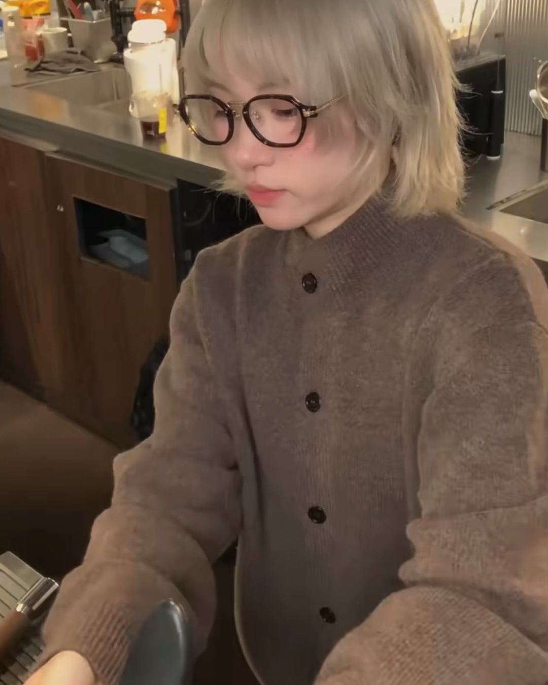 モックネックニットカーディガン B0089