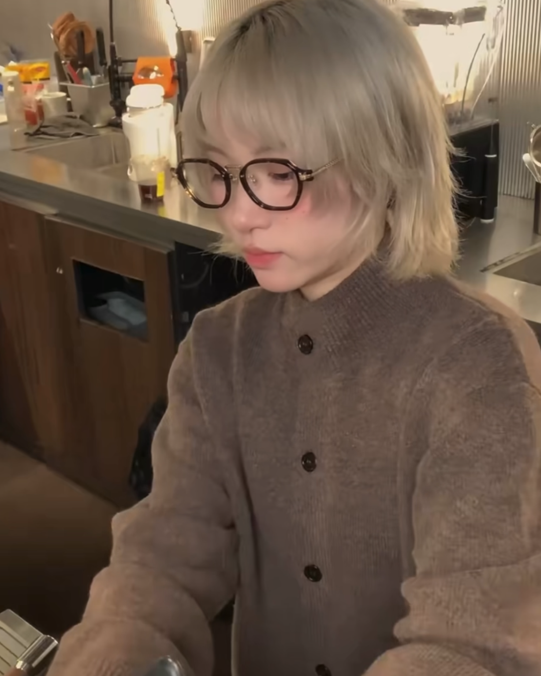 モックネックニットカーディガン B0089