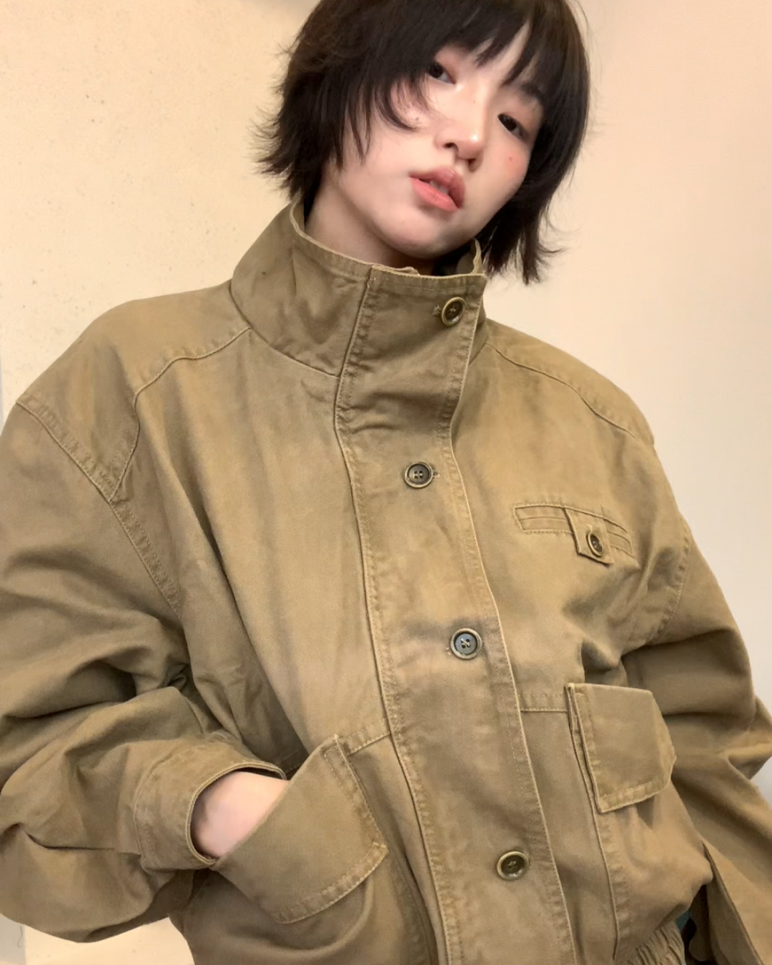 ジップボタンハイネックアウター B0101