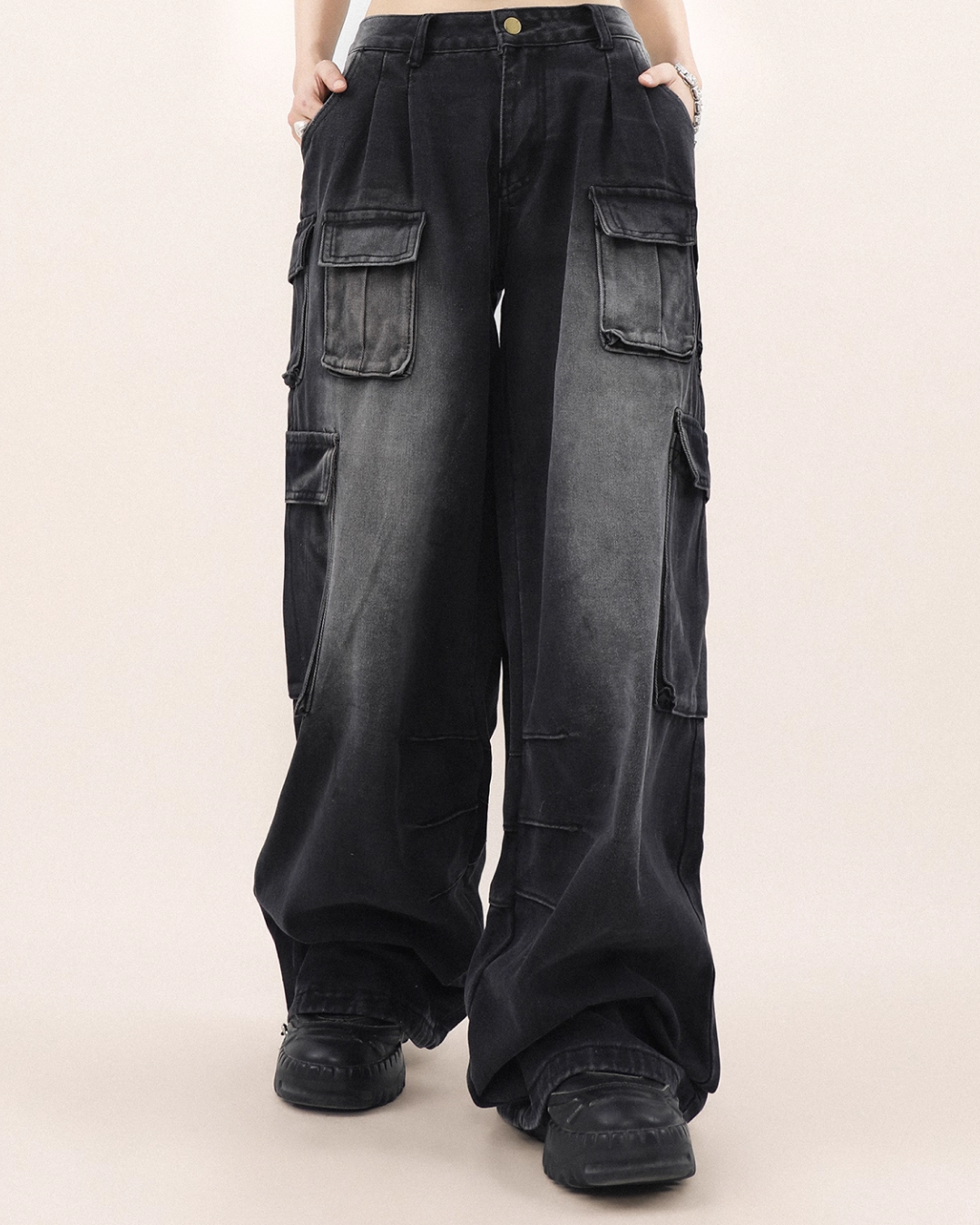 Drawcord multi-pocket wide denim pants B0078