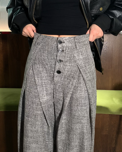 Button fly tuck slacks B0079