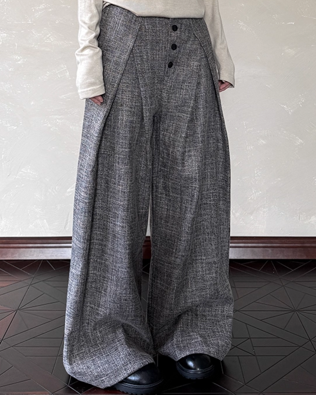 Button fly tuck slacks B0079