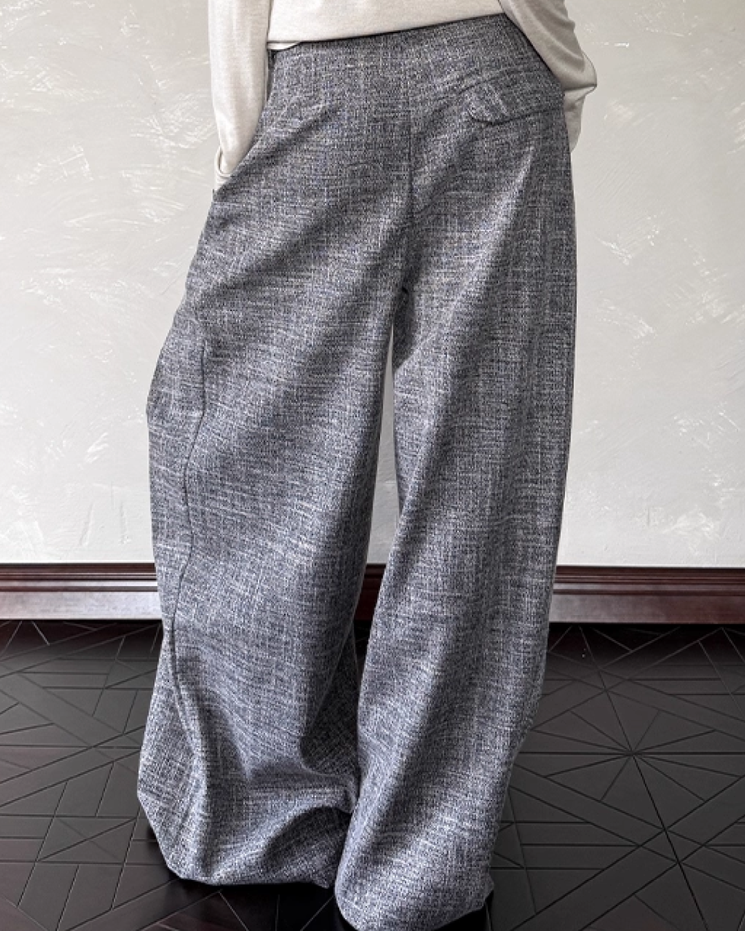 Button fly tuck slacks B0079