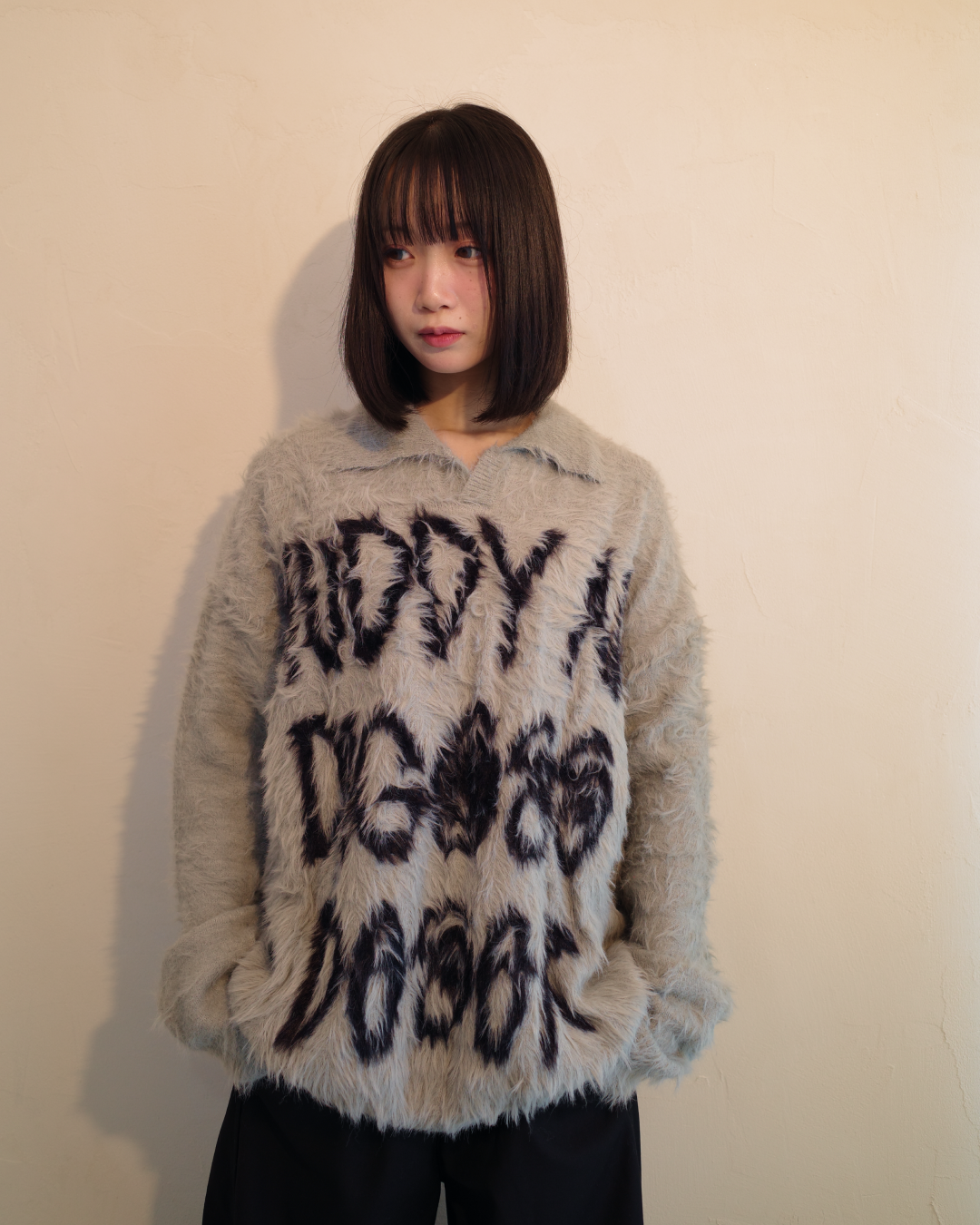 ビッグロゴシャギーニット EM0012