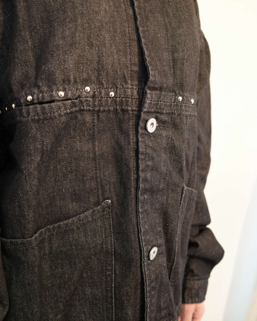 スタッズデニムジャケット EM0017